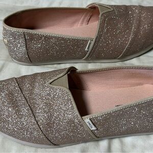TOMS Women's Sparkling Loafers - Tan